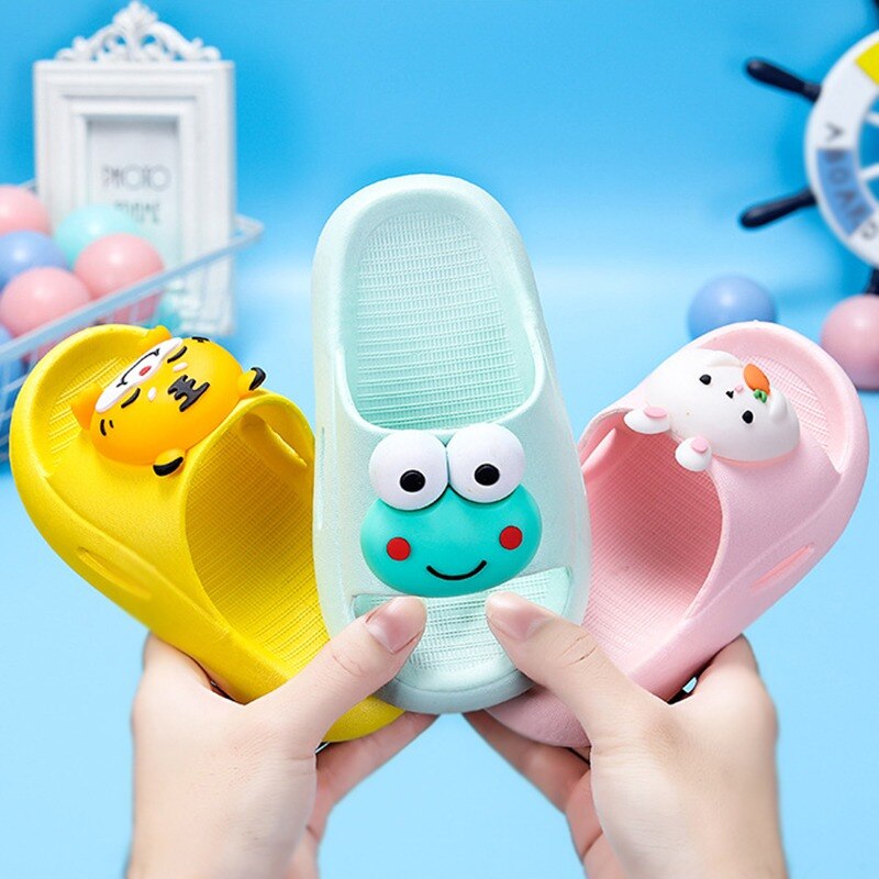 Chinelo Nuvem Infantil - Animais Divertidos