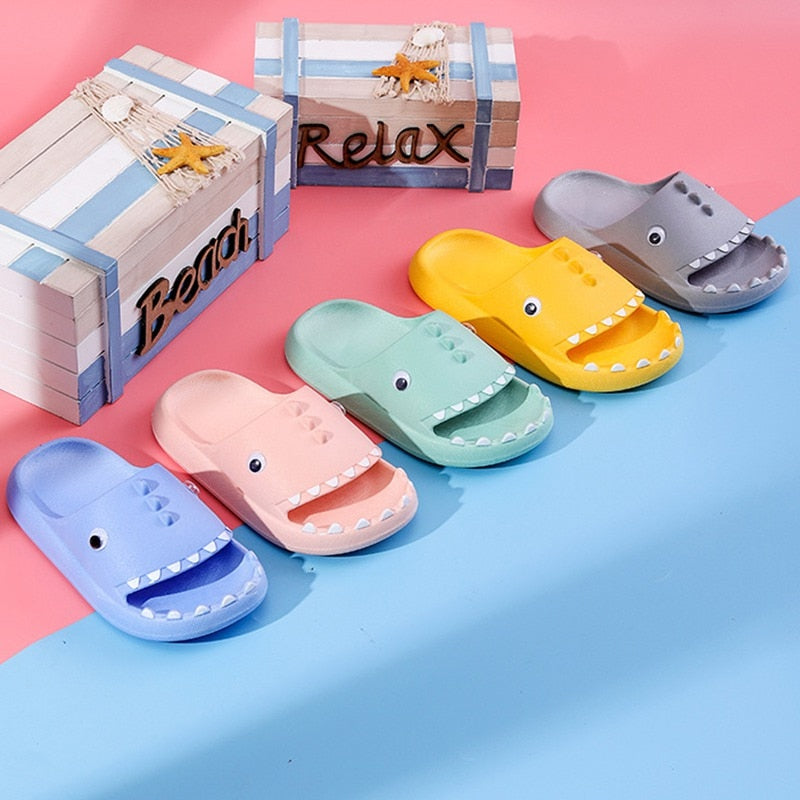 Chinelo Nuvem Infantil - Baby Shark